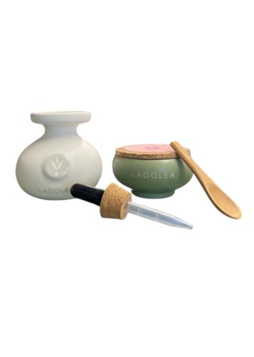 Coffret d’huile d’olive vierge extra variété Patrinia 80 ml LADOLEA et Pot d’Origan Grec 5 g